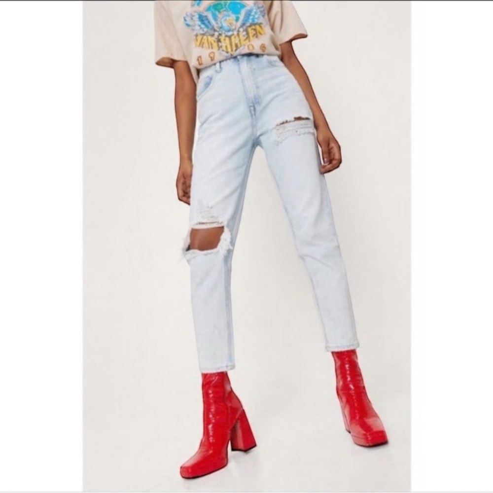 NASTY GAL Mom Jeans Rip’s Time For A Change Distressed Pockets Women’s Size 36